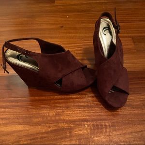 Burgundy Wedges